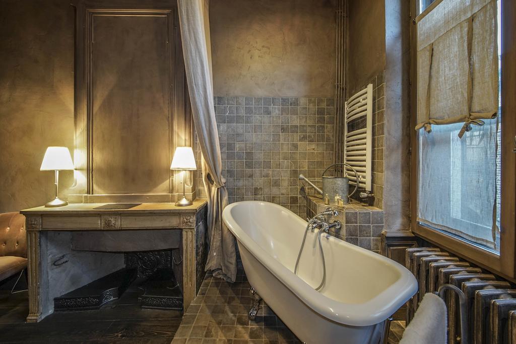 Hotel De La Tour Chatillon-sur-Chalaronne Luaran gambar