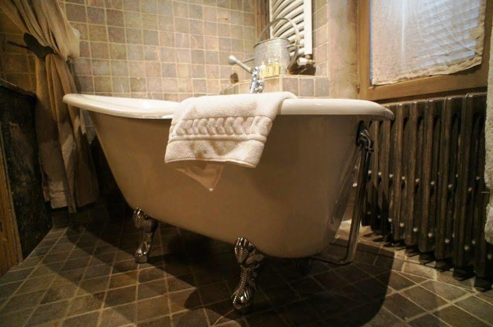 Hotel De La Tour Chatillon-sur-Chalaronne Luaran gambar